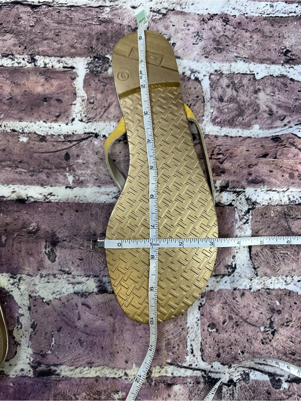 Talbots Metallic Gold & Yellow Flip Flop Sandals Women’s Size 9 Cool Girl - Picture 9 of 9
